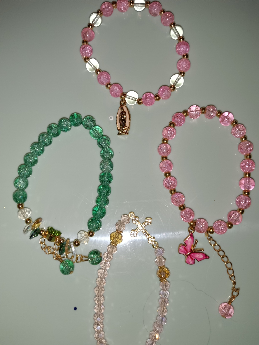Beautiful Bracelets You Get What's In The Picture